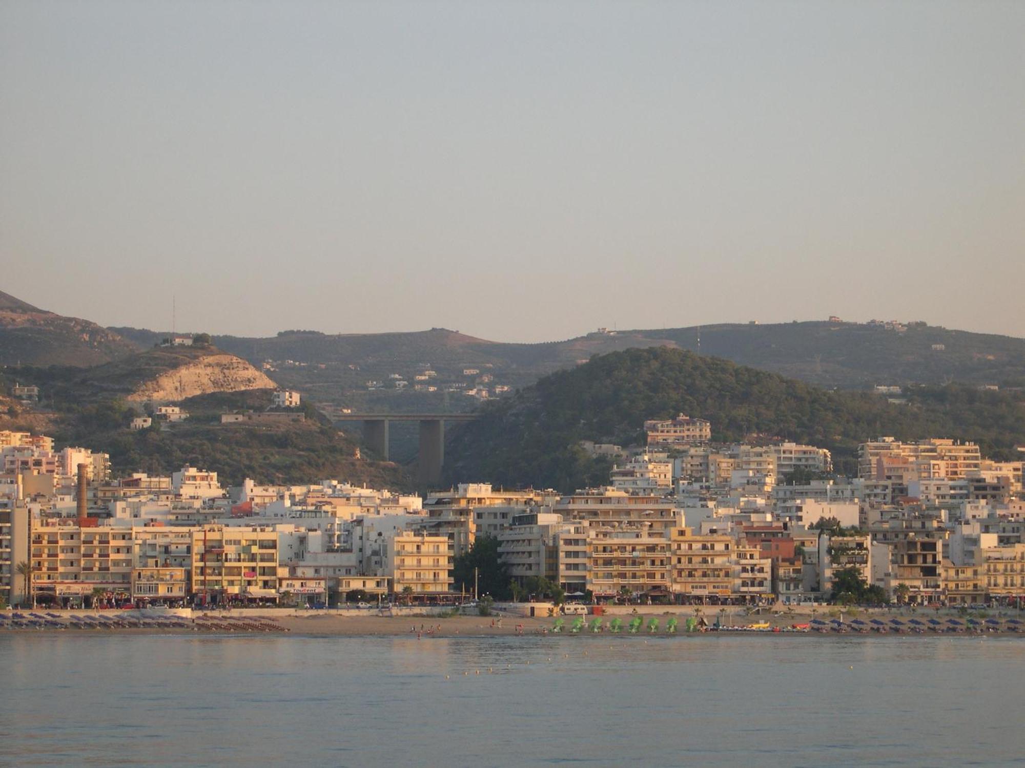 The Sea View Apartments Rethymno  ภายนอก รูปภาพ