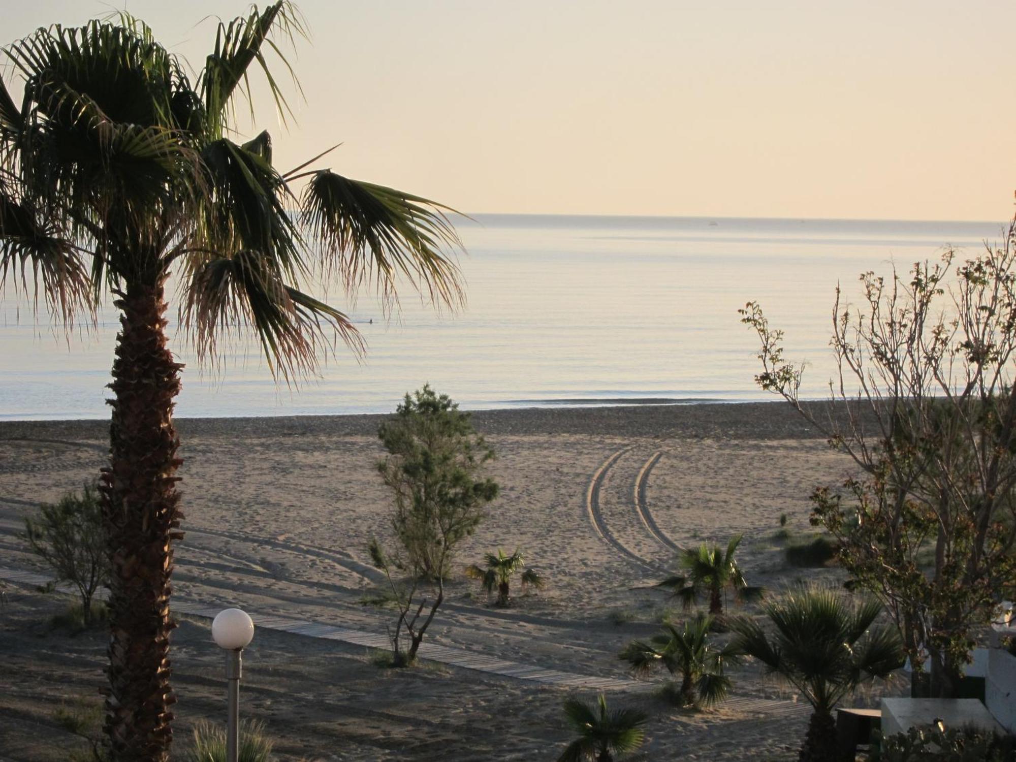 The Sea View Apartments Rethymno  ภายนอก รูปภาพ